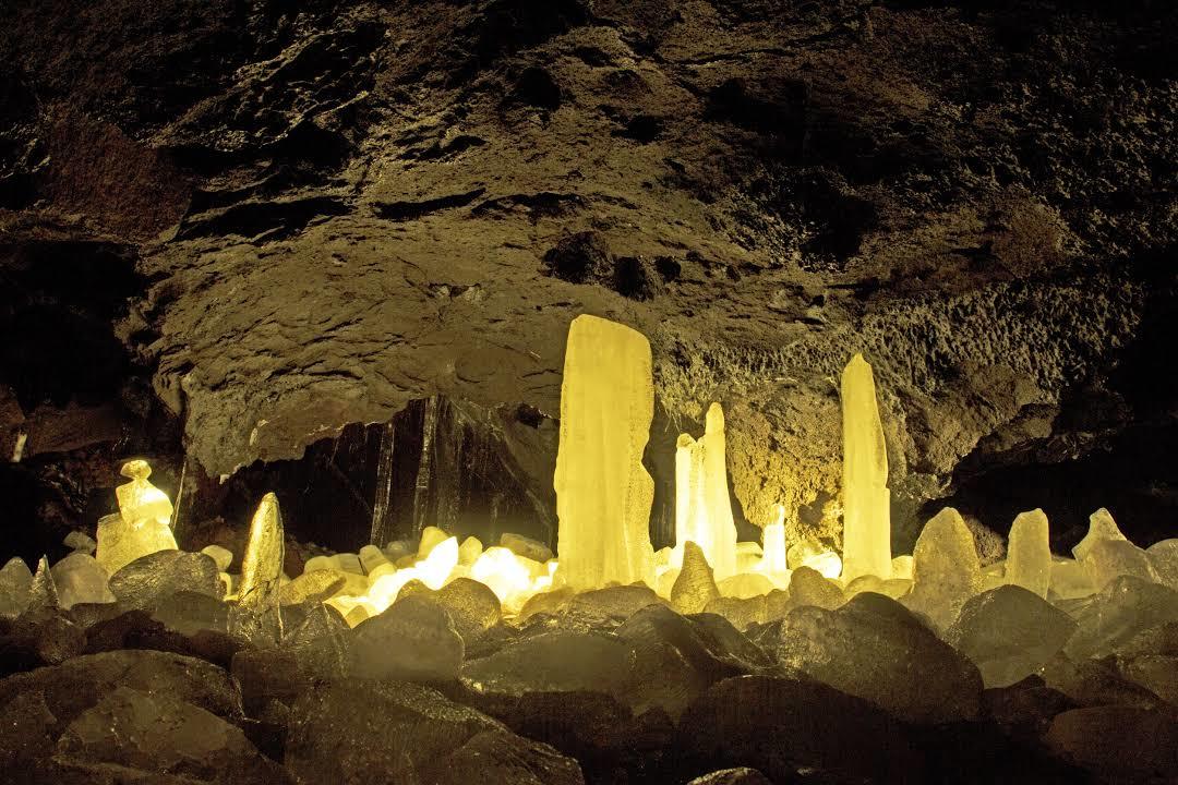 Grotte de glace de Narusawa
