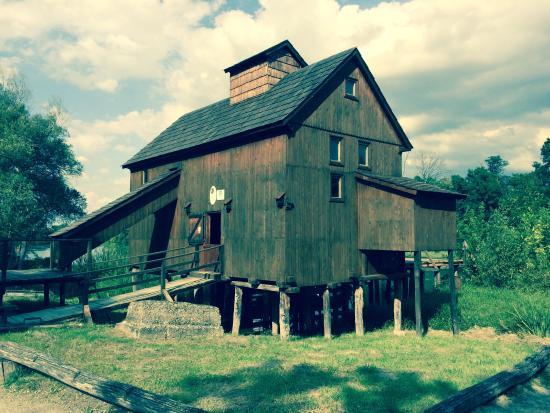 Vodný kolový mlýn Jelka