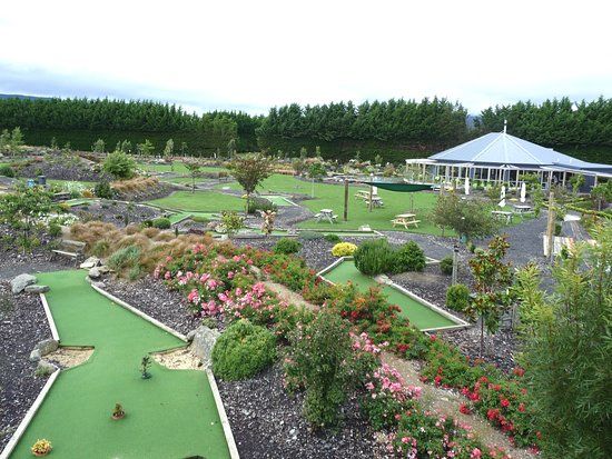 Wal's Plant & Fun Land