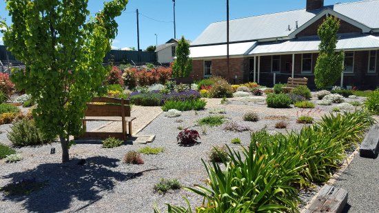 Goulburn & District Arts & Crafts