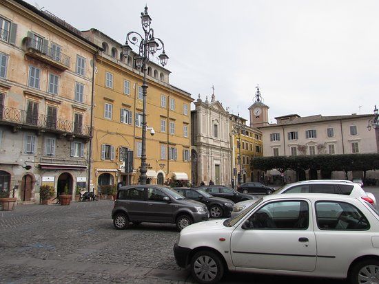 Piazza Cavour