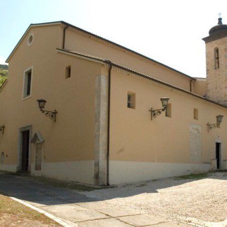 Santuario della Madonna de' Piternis