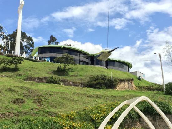 Gruta y la Cruz del Socavón