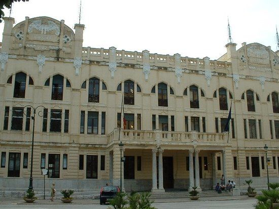 Palazzo delle Poste E Telecomunicazioni