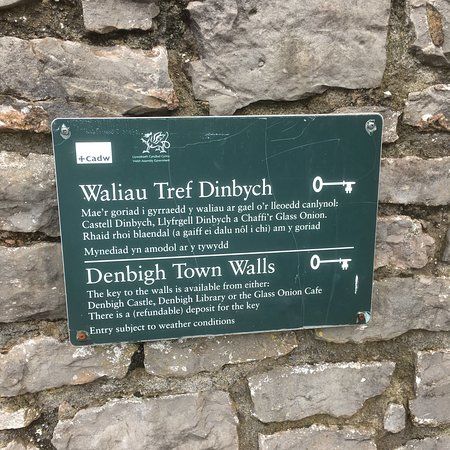 Denbigh Town Walls