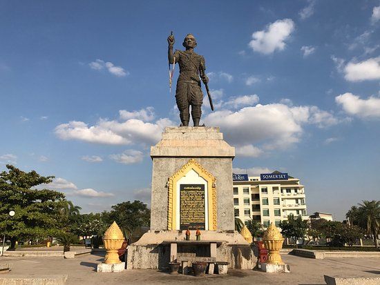Statue de Chao Fa Ngum