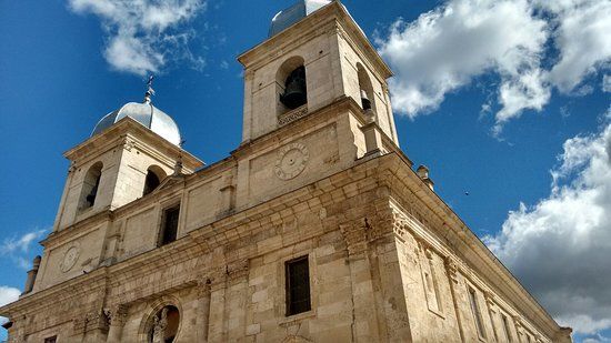 Colegiata de Santa Maria la Mayor