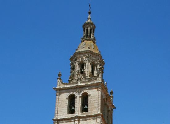 Iglesia de Santa María y Capilla de los Benavente