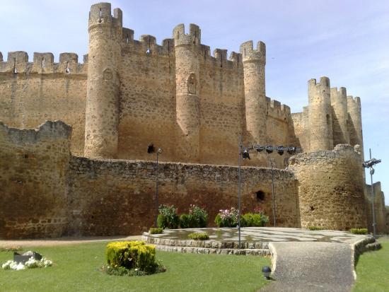 Castillo de Coyanza Valencia de Don Juan