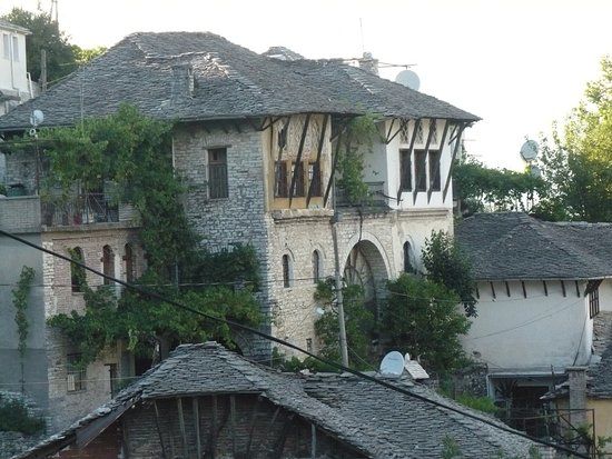 Skenduli house in Gjirokaster