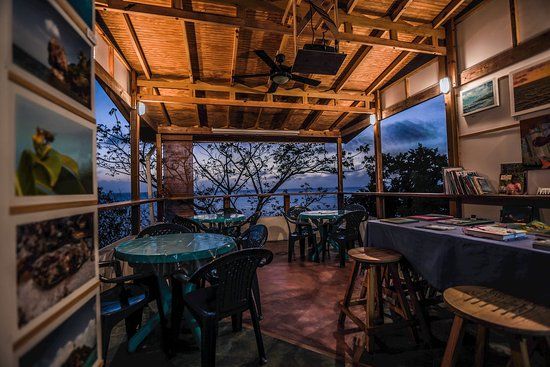 Lighthouse Providencia