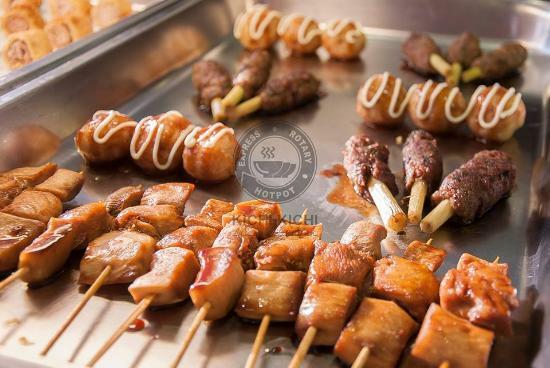 Kichi Kichi Pham Ngoc Thach