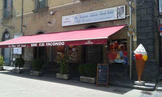 Bar Pasticceria Gelateria Wine Bar F.lli Facondo