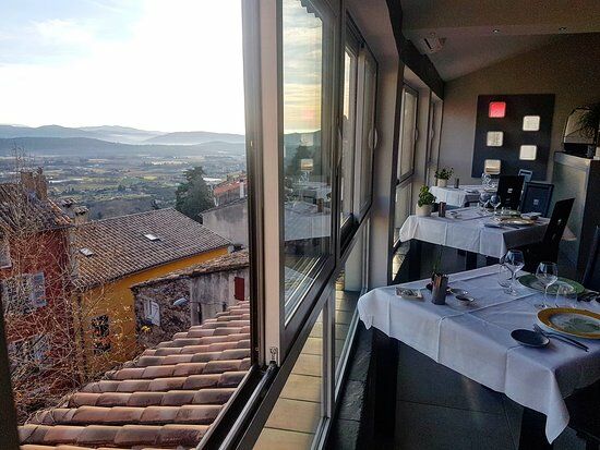 La Grilhado par Tom Cariano