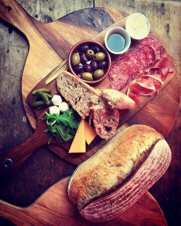 The Rusty Oven Wood Fired Pizzeria