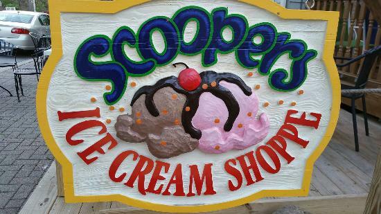 Scooper's Ice Cream Shoppe