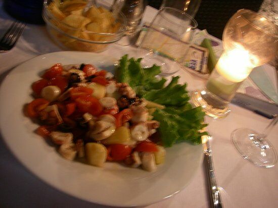 Bloom Food and Caffe