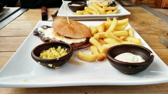 Clodet Sanguches y Choritos