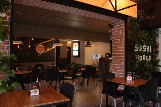 Sushi World