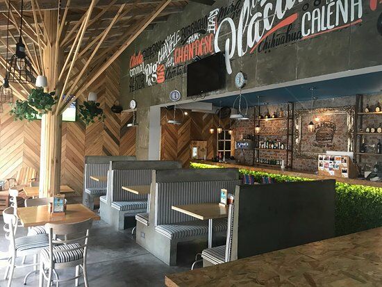 La Placita Burger Bar