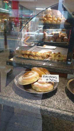 Panaderia y Confiteria Lucana