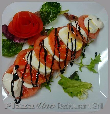 Plaza Uno Restaurant Grill