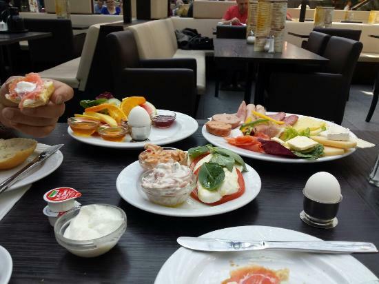 Animor Cafe Restaurant