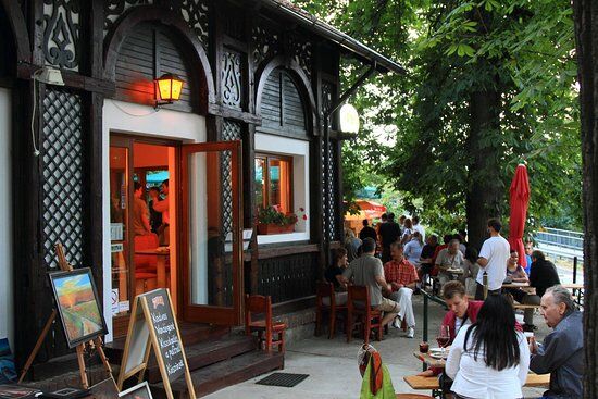 Semiramis Garden Pecs