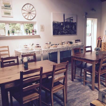 Hedleys Riverside Coffee Shop