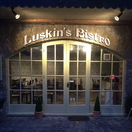 Luskin's Bistro & Wine Bar