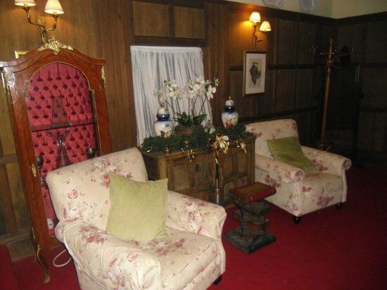 Danny Minnie's Restaurant