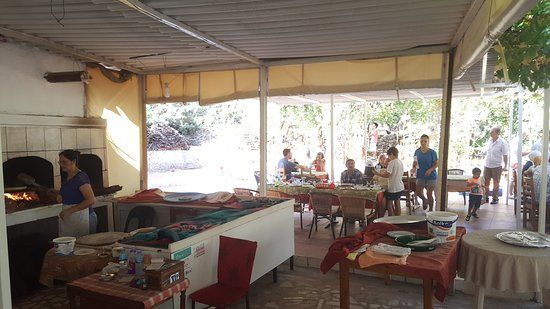 Sahin Cafe & Restaurant