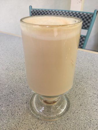 Leslie's Coffee Lounge