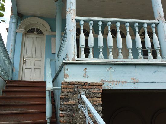 Vano Sarajishvili House Museum