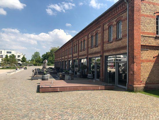 Vinothek "Par Terre"