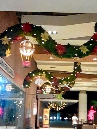 Centro Comercial Santa Lucia Plaza