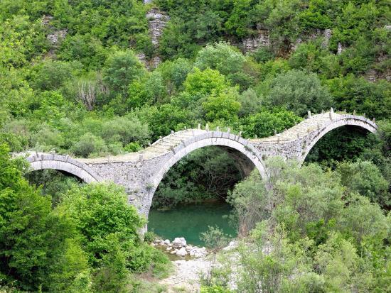 Bridge of Plakidas