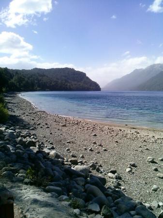 Playa Lago Correntoso