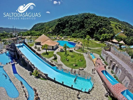 Parque Aquático Salto das Águas
