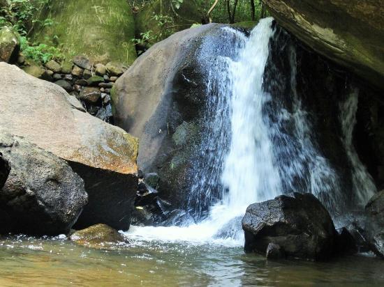 Cachoeira da Pedra Redonda