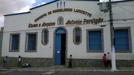 Arquivo e Museu Antonio Perdigão