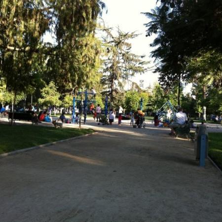 Plaza Loreto Cousino