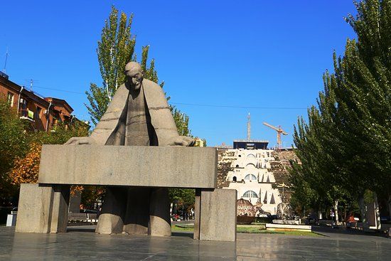 Monument to Alexander Tamanyan