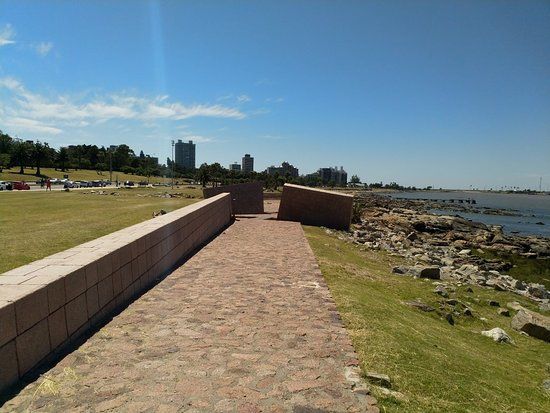 Memorial al Holocausto del Pueblo Judio