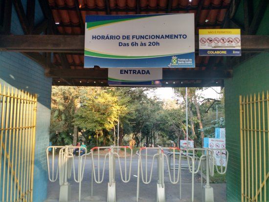 Parque Regional da Crianca Palhaco Estremilique