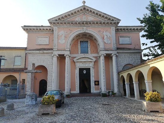 Santuario di Santa Maria in Aula Regia
