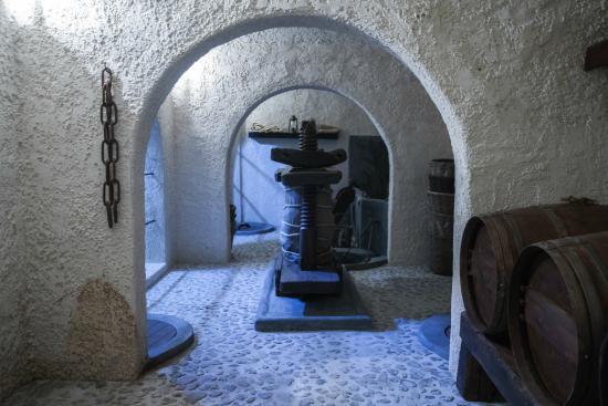 Canava Santorini Distillery