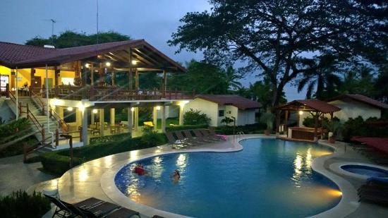 Agua Dulce Restaurant