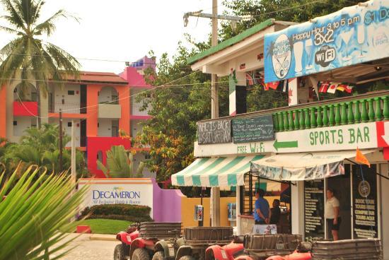 Hakuna Matata Sports Bar