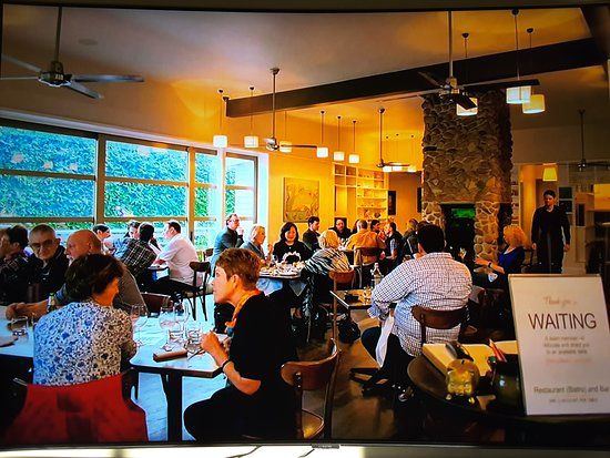 Three Little Pigs Bar & Bistro